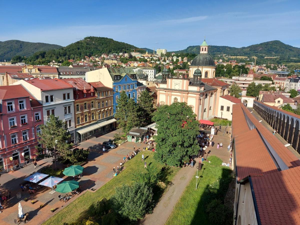 Apartments Rose Garden Decin Esterno foto